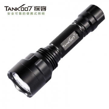 C8超亮戶外戰(zhàn)術手電筒照明LED手電進口CREE..